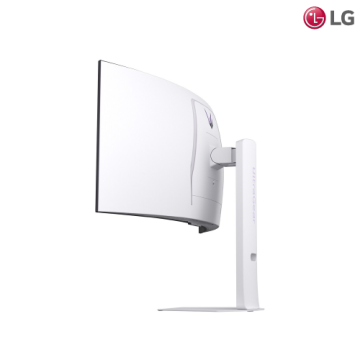 Màn hình thông minh OLED 4K 34 inch LG 34GX90SA-W UltraGear tần số quét 240Hz nền tảng web OS